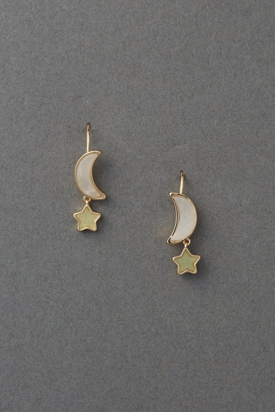 14k gld plated moon drop ear